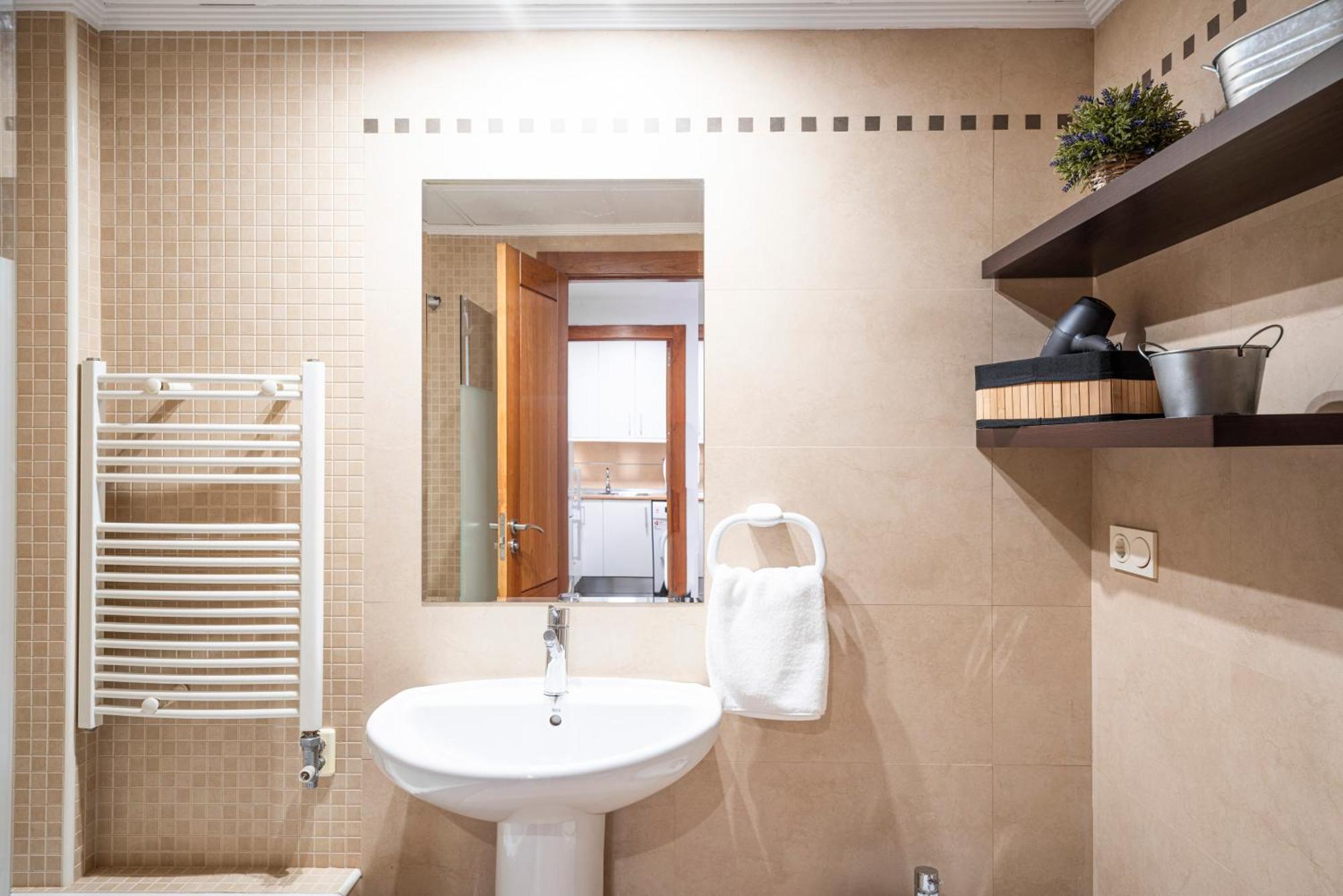 Enjoygranada Emir 3B Y Parking Apartment Exterior foto